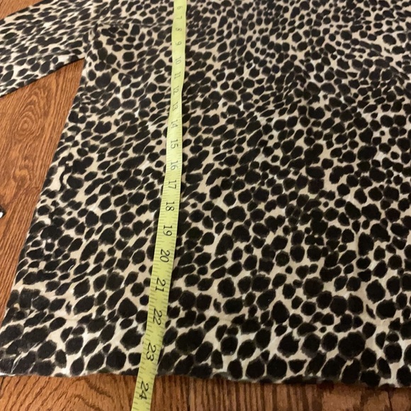 J CREW leopard 100% cotton women’s teddie lightweight sweater. Size XS - Picture 4 of 7